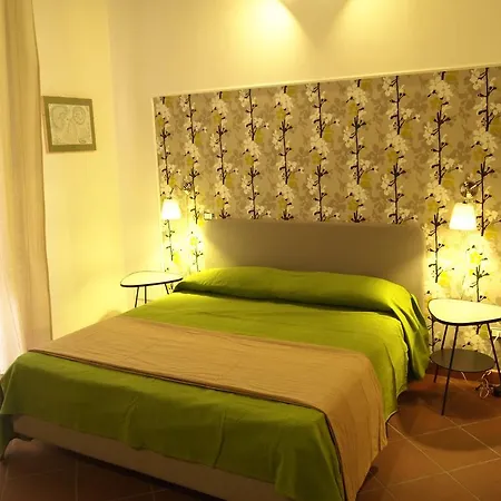La Dimora Della Regina Bed & Breakfast