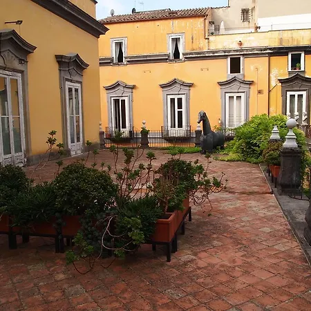 La Dimora Della Regina * Naples